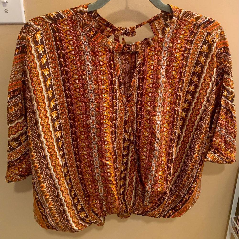 SHEIN Aztec Print Short Sleeve Top With Keyhole Front Neckline Size M